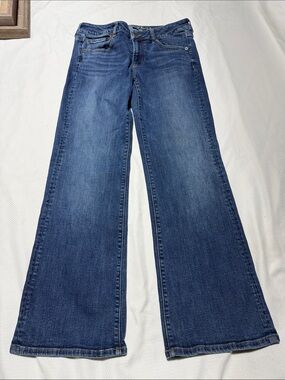 American Eagle Outfitters favorite boyfriend Jeans in Medium Blue